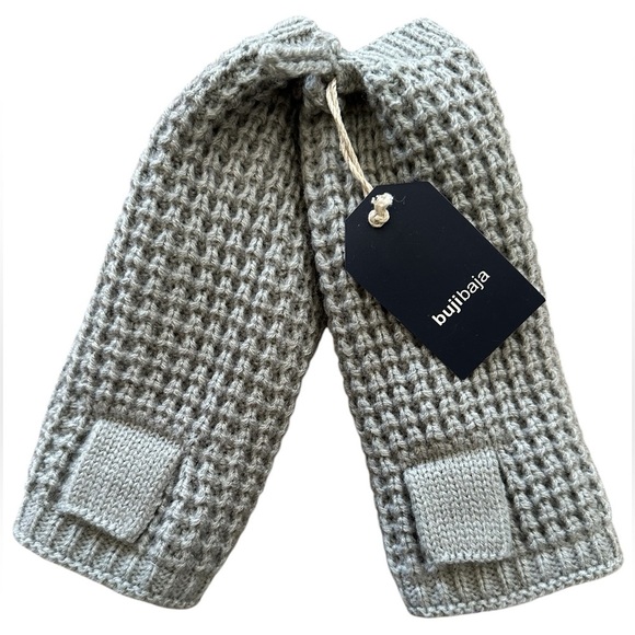 Hat Attack Accessories - 🌴 Hat Attack Bujibaha Waffle Knit Fingerless Gloves Arm Warmer NWT Light Gray